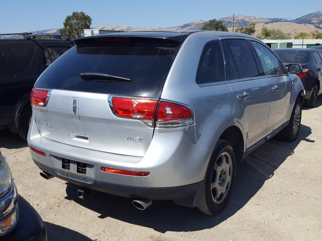 Photo 3 VIN: 2LMDJ6JK9BBJ24612 - LINCOLN MKX 