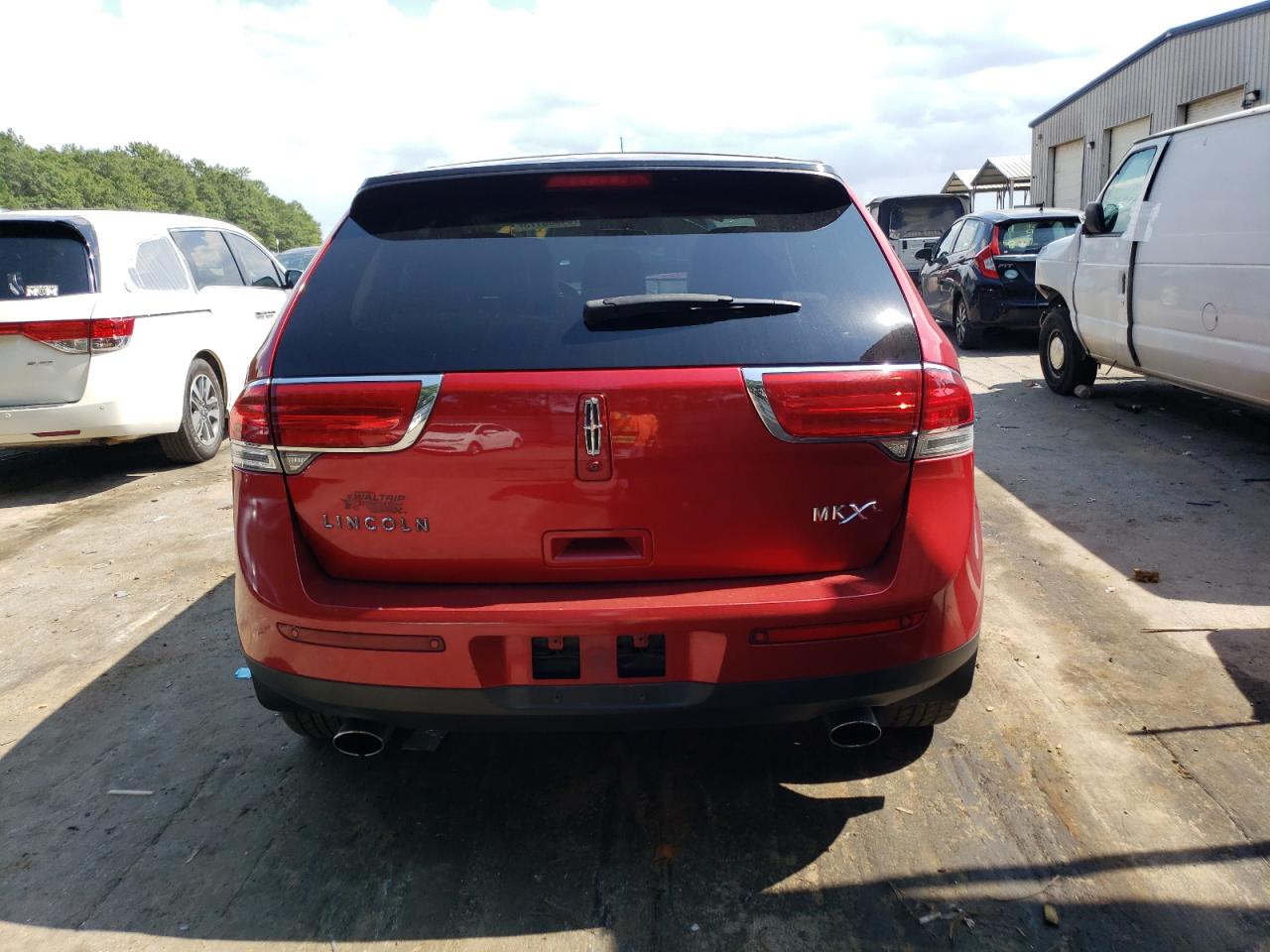 Photo 5 VIN: 2LMDJ6JK9CBL14170 - LINCOLN MKX 