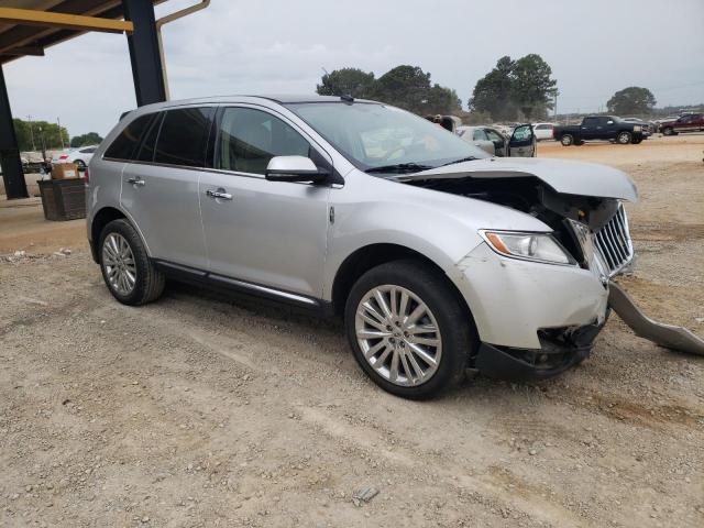 Photo 3 VIN: 2LMDJ6JK9CBL18848 - LINCOLN MKX 