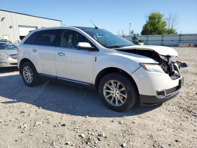 Photo 3 VIN: 2LMDJ6JKXBBJ33304 - LINCOLN MKX 