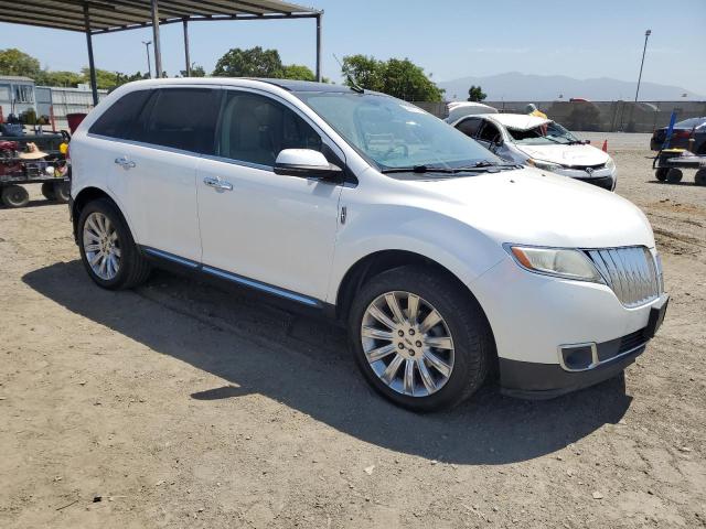 Photo 3 VIN: 2LMDJ6JKXCBL04635 - LINCOLN MKX 