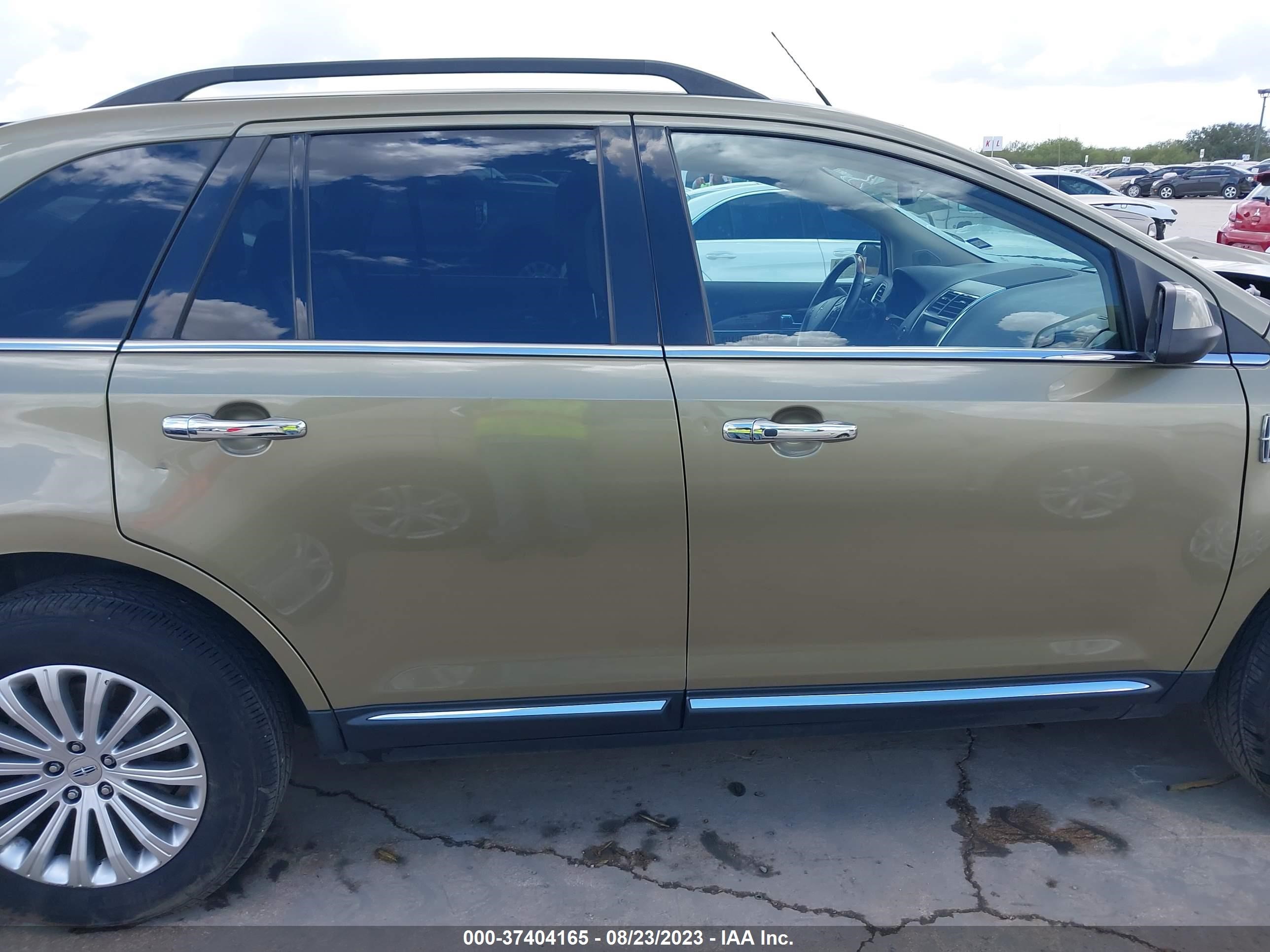 Photo 13 VIN: 2LMDJ6JKXDBL04314 - LINCOLN MKX 