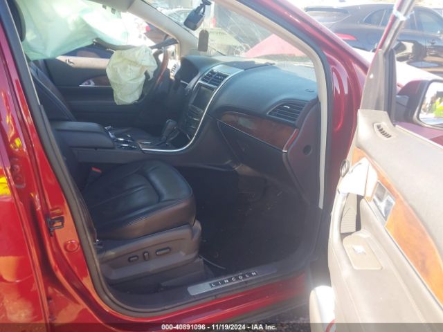 Photo 4 VIN: 2LMDJ6JKXFBL21262 - LINCOLN MKX 