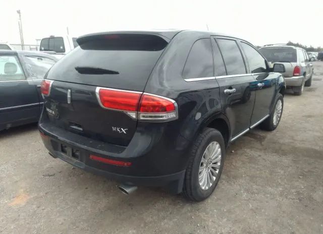 Photo 3 VIN: 2LMDJ6JKXFBL22847 - LINCOLN MKX 