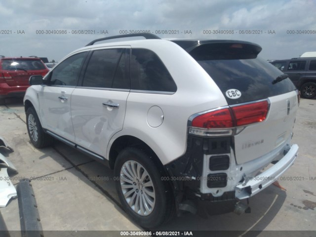 Photo 2 VIN: 2LMDJ6JKXFBL26025 - LINCOLN MKX 