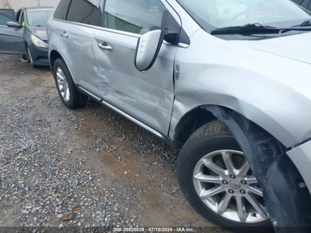 Photo 5 VIN: 2LMDJ6JKXFBL26090 - LINCOLN MKX 