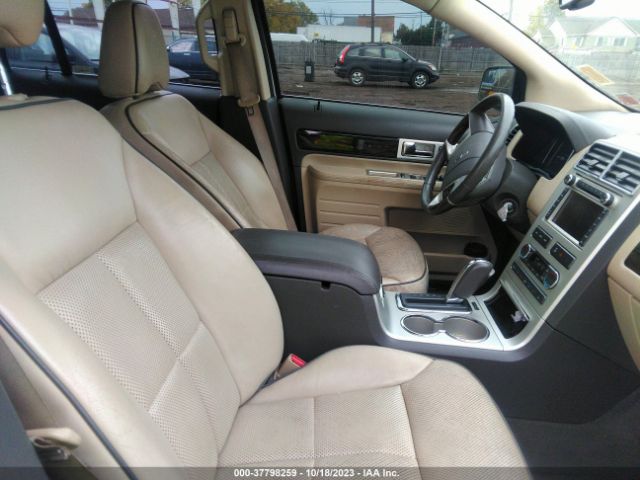 Photo 4 VIN: 2LMDJ8JC0ABJ07703 - LINCOLN MKX 