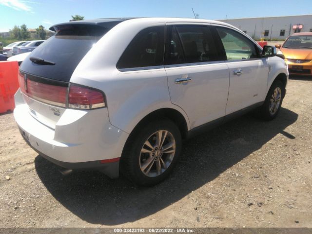 Photo 3 VIN: 2LMDJ8JC1ABJ30410 - LINCOLN MKX 