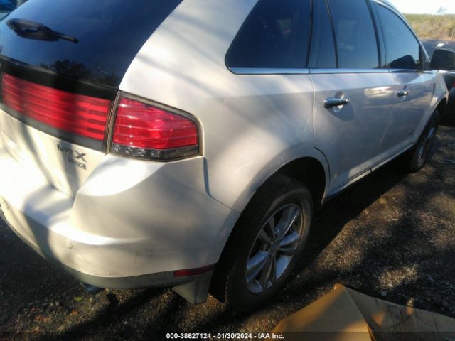 Photo 5 VIN: 2LMDJ8JC1ABJ31119 - LINCOLN MKX 