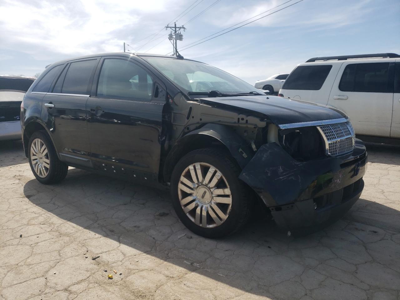 Photo 3 VIN: 2LMDJ8JC2ABJ17617 - LINCOLN MKX 