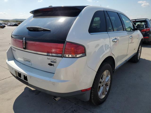 Photo 3 VIN: 2LMDJ8JC2ABJ27547 - LINCOLN MKX 