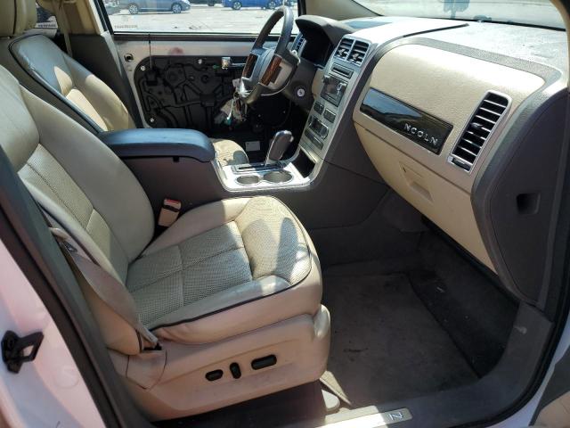 Photo 4 VIN: 2LMDJ8JC2ABJ27547 - LINCOLN MKX 