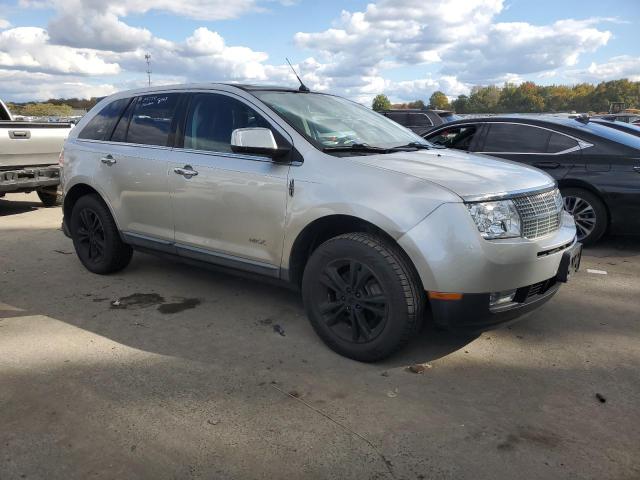 Photo 3 VIN: 2LMDJ8JC2ABJ34045 - LINCOLN MKX 