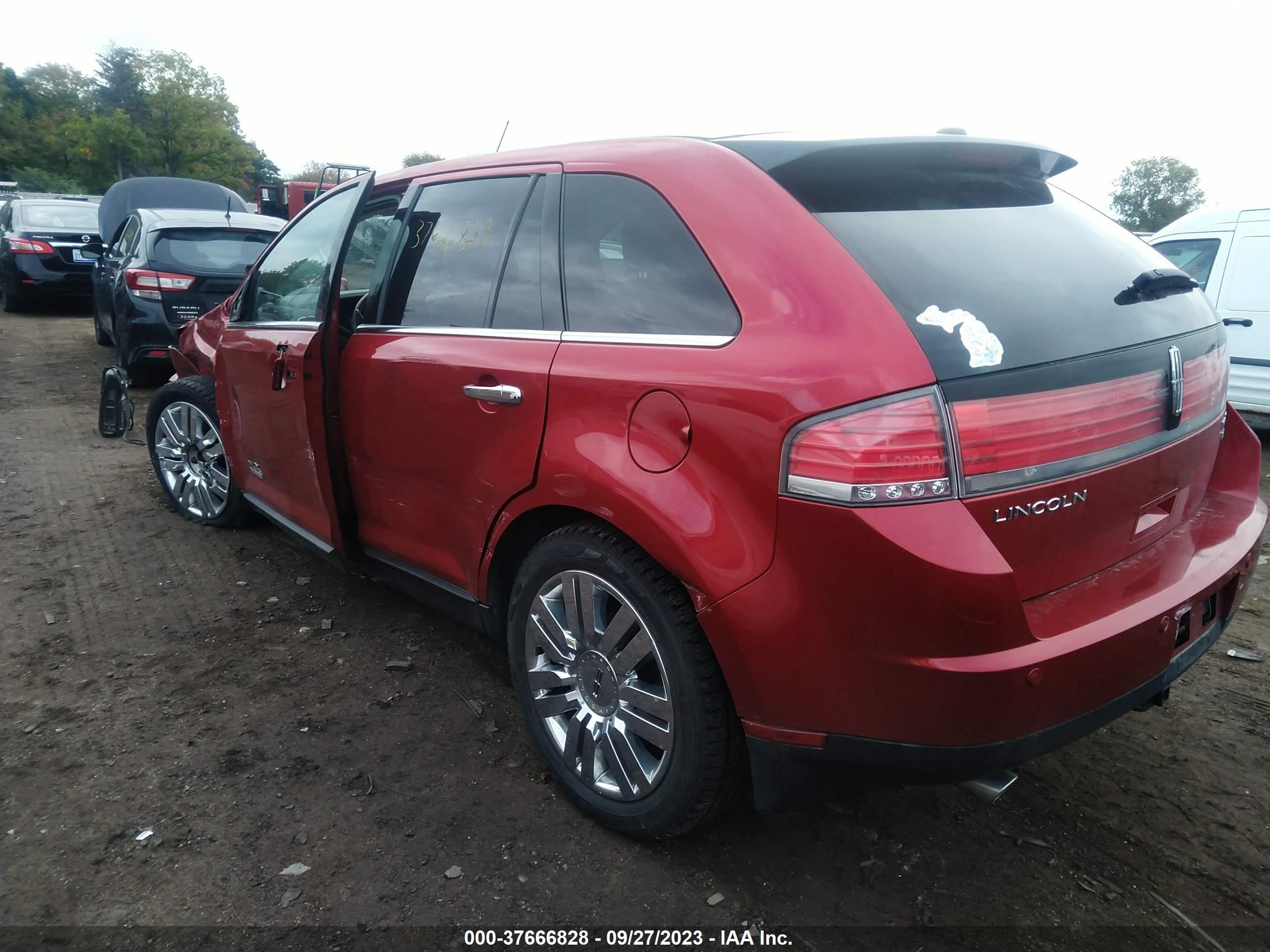 Photo 2 VIN: 2LMDJ8JC3ABJ05766 - LINCOLN MKX 