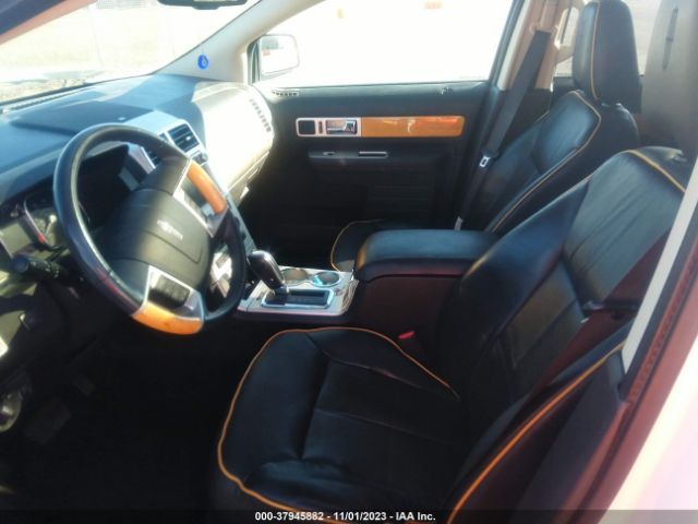 Photo 4 VIN: 2LMDJ8JC3ABJ22390 - LINCOLN MKX 