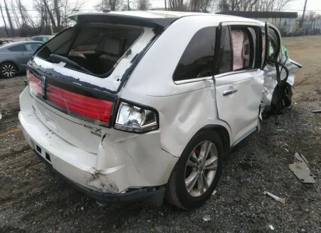 Photo 3 VIN: 2LMDJ8JC3ABJ26200 - LINCOLN MKX 