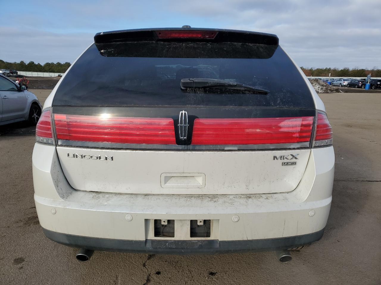 Photo 5 VIN: 2LMDJ8JC4ABJ01399 - LINCOLN MKX 