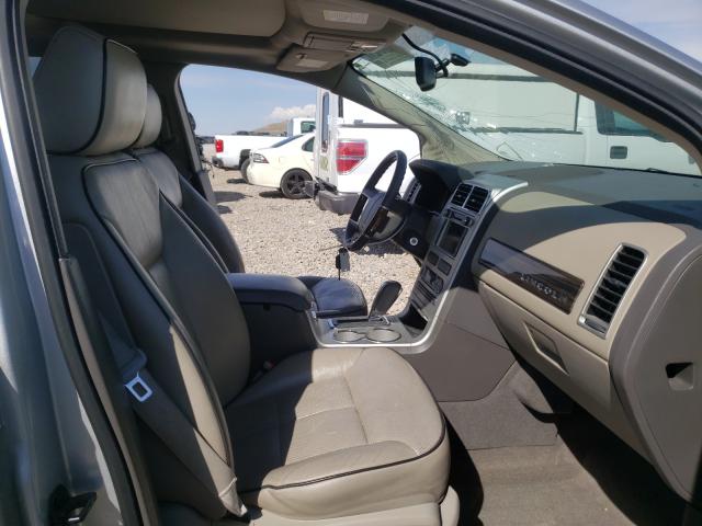 Photo 4 VIN: 2LMDJ8JC7ABJ23350 - LINCOLN MKX 