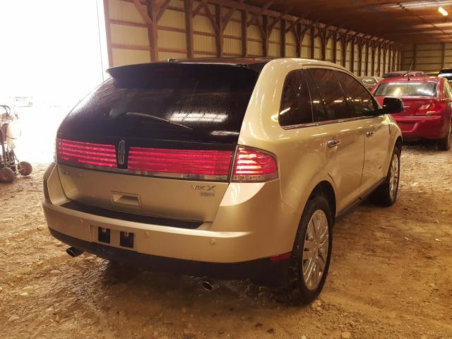 Photo 3 VIN: 2LMDJ8JC8ABJ03835 - LINCOLN MKX 