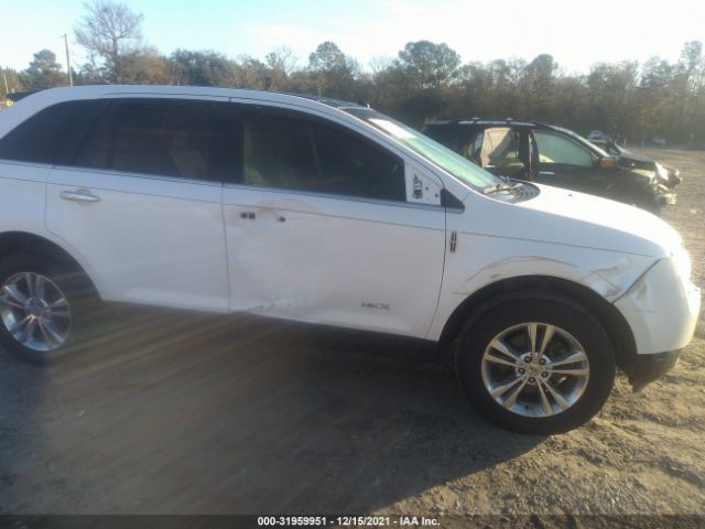 Photo 5 VIN: 2LMDJ8JCXABJ11841 - LINCOLN MKX 