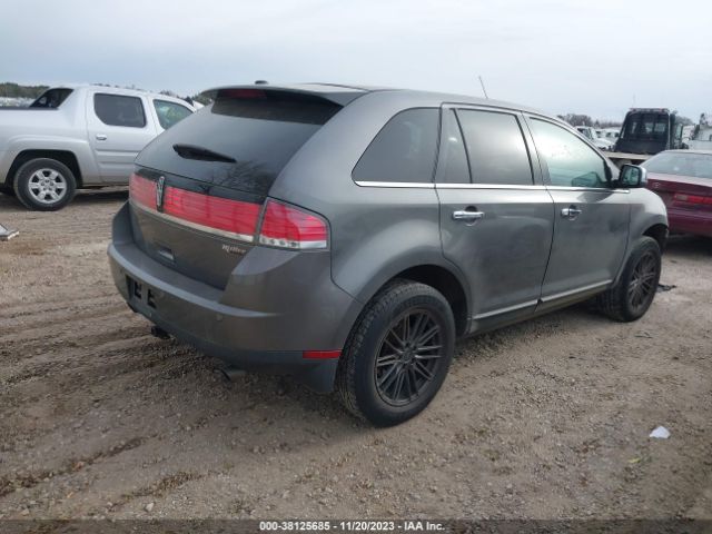 Photo 3 VIN: 2LMDJ8JCXABJ28610 - LINCOLN MKX 