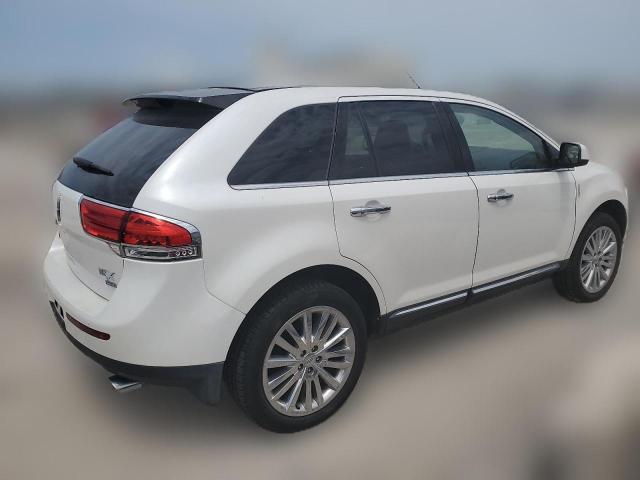 Photo 2 VIN: 2LMDJ8JK0BBJ11310 - LINCOLN MKX 