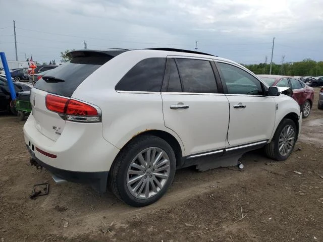 Photo 2 VIN: 2LMDJ8JK0BBJ18063 - LINCOLN MKX 