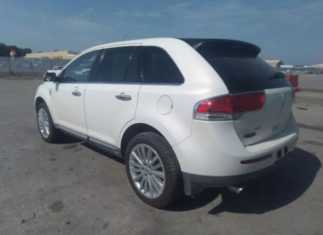 Photo 2 VIN: 2LMDJ8JK0CBL02436 - LINCOLN MKX 