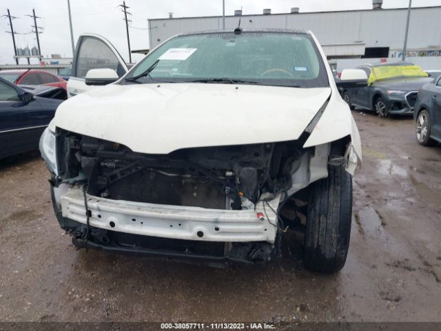 Photo 5 VIN: 2LMDJ8JK0DBL01613 - LINCOLN MKX 