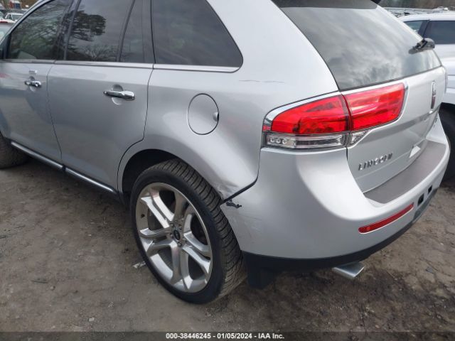 Photo 5 VIN: 2LMDJ8JK0DBL17584 - LINCOLN MKX 