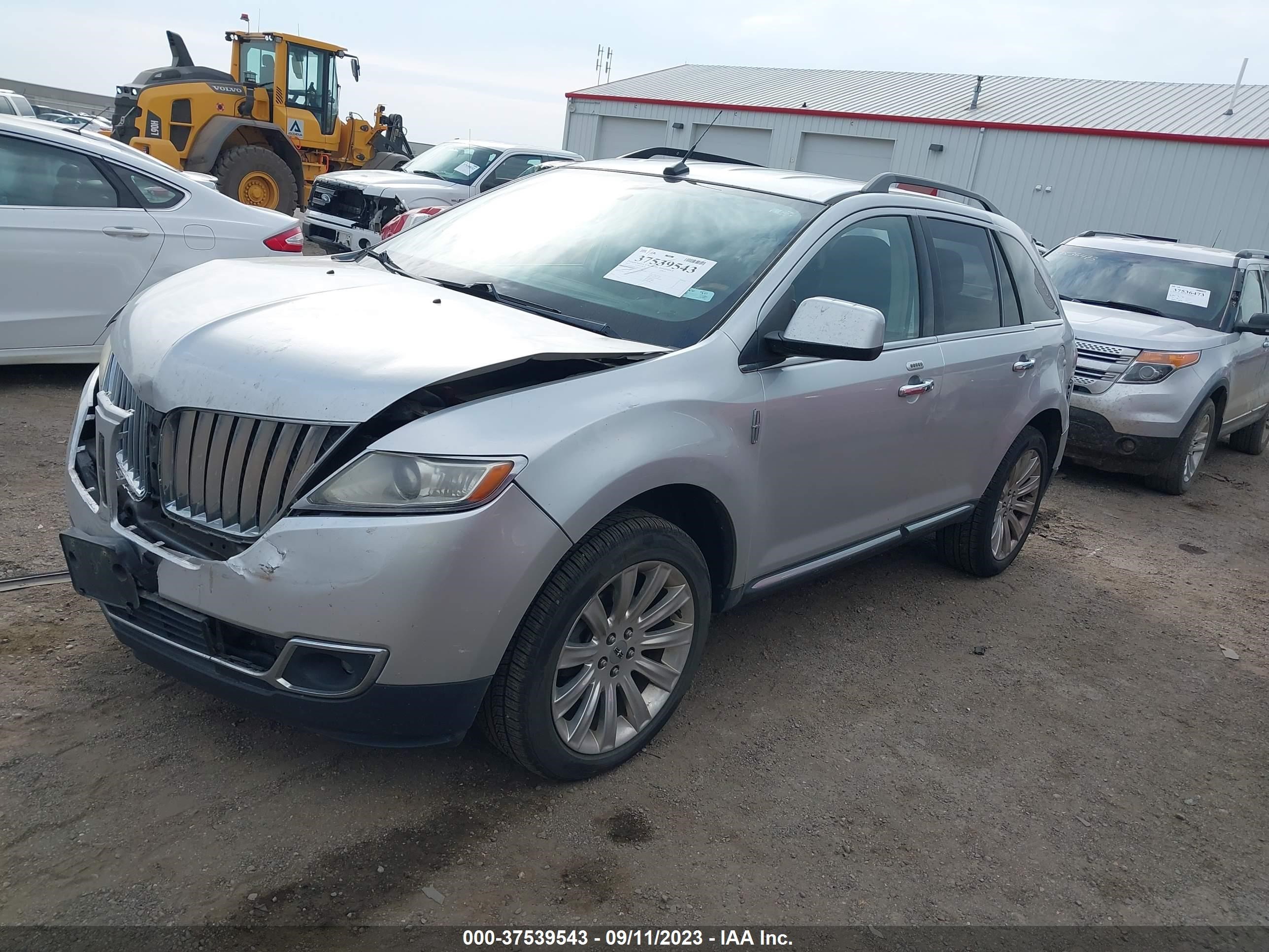 Photo 1 VIN: 2LMDJ8JK1BBJ01319 - LINCOLN MKX 