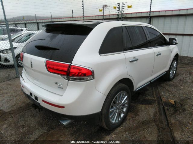 Photo 3 VIN: 2LMDJ8JK1BBJ10599 - LINCOLN MKX 