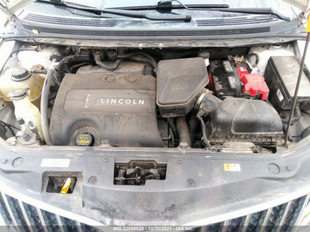 Photo 9 VIN: 2LMDJ8JK1BBJ10599 - LINCOLN MKX 