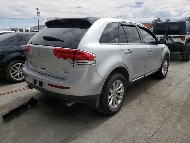 Photo 3 VIN: 2LMDJ8JK1CBL01151 - LINCOLN MKX 