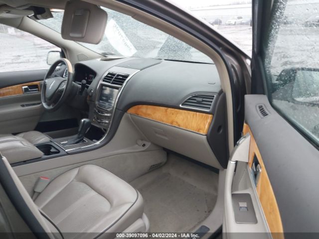 Photo 4 VIN: 2LMDJ8JK1CBL13722 - LINCOLN MKX 