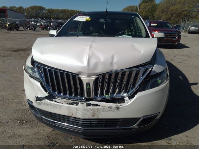 Photo 5 VIN: 2LMDJ8JK1CBL15230 - LINCOLN MKX 