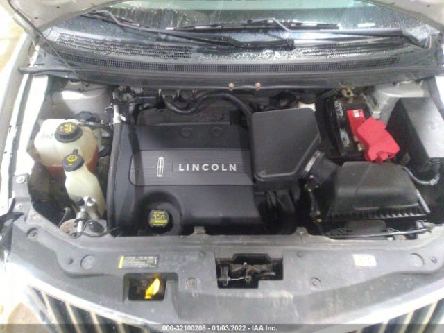 Photo 9 VIN: 2LMDJ8JK1CBL16930 - LINCOLN MKX 