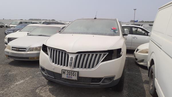 Photo 3 VIN: 2LMDJ8JK1DBL02396 - LINCOLN MKX 