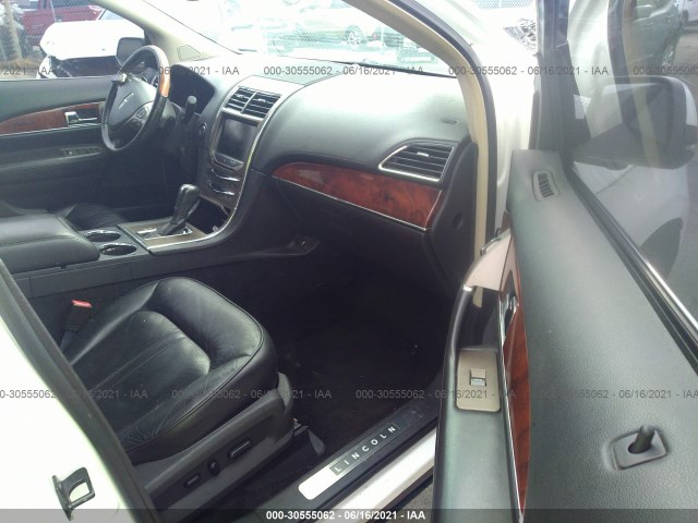 Photo 4 VIN: 2LMDJ8JK1DBL31641 - LINCOLN MKX 