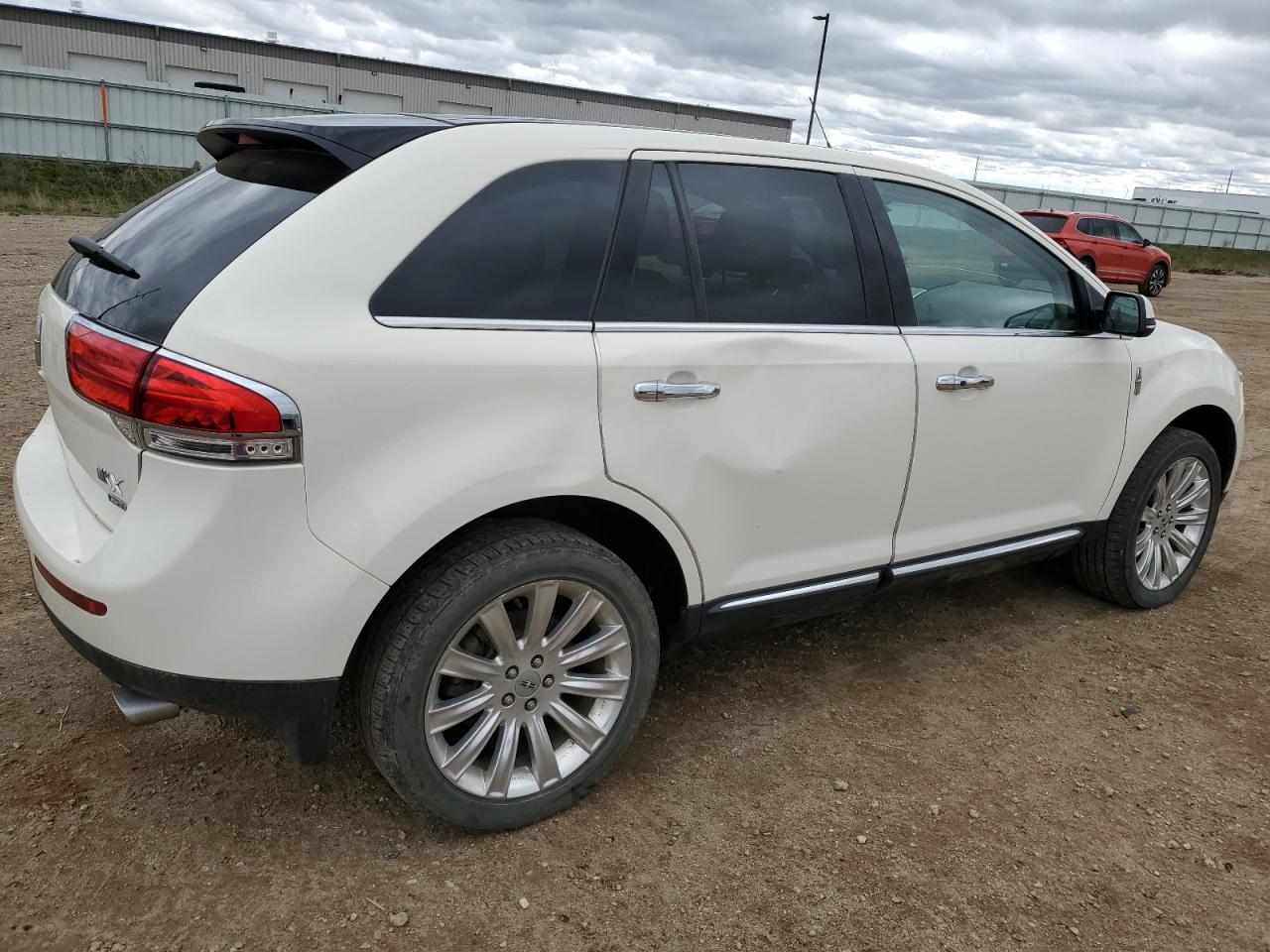 Photo 2 VIN: 2LMDJ8JK1DBL43398 - LINCOLN MKX 