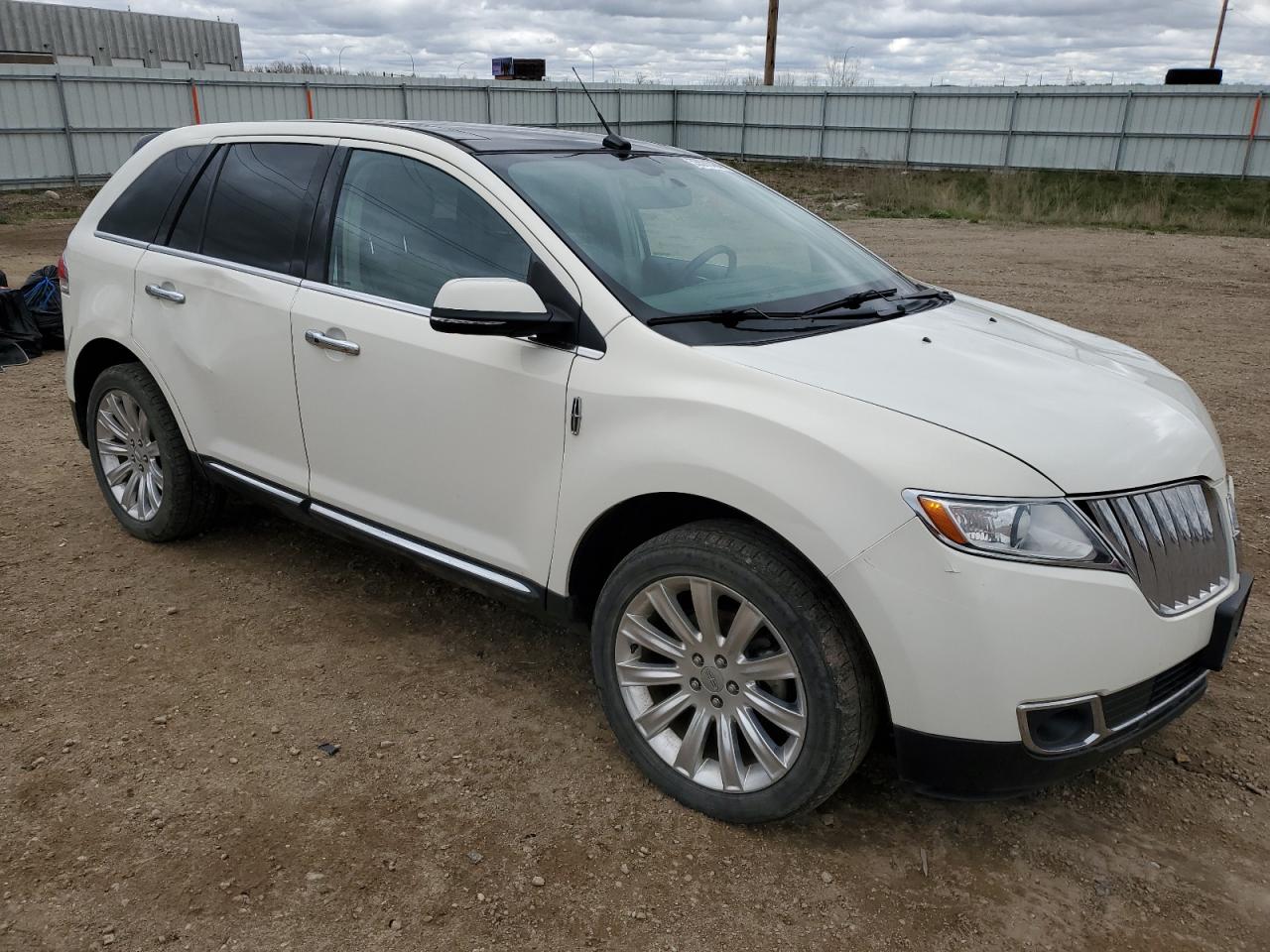 Photo 3 VIN: 2LMDJ8JK1DBL43398 - LINCOLN MKX 