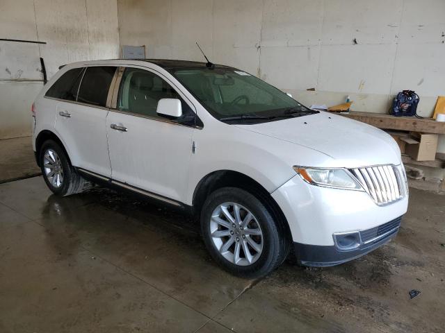 Photo 3 VIN: 2LMDJ8JK2BBJ06335 - LINCOLN MKX 