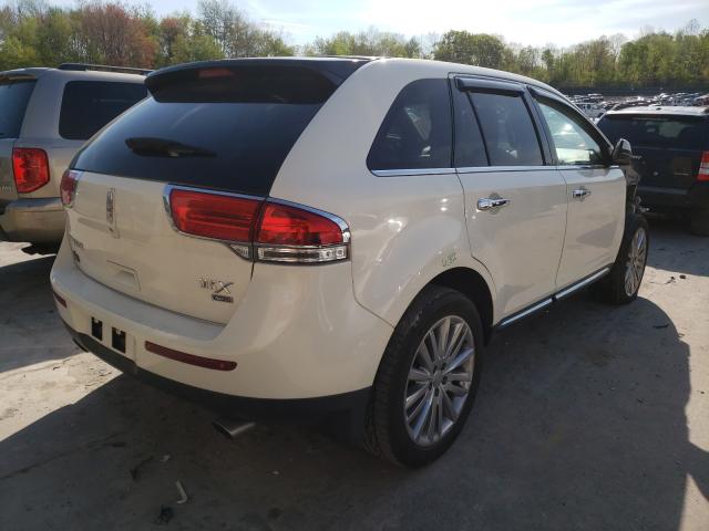 Photo 3 VIN: 2LMDJ8JK2CBL05063 - LINCOLN MKX 