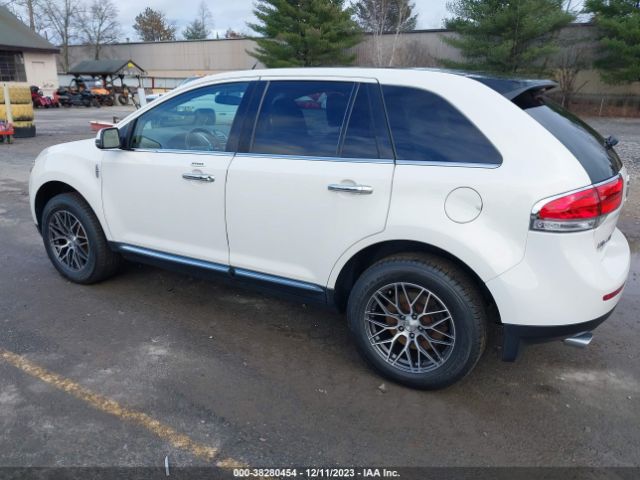 Photo 2 VIN: 2LMDJ8JK2CBL06584 - LINCOLN MKX 