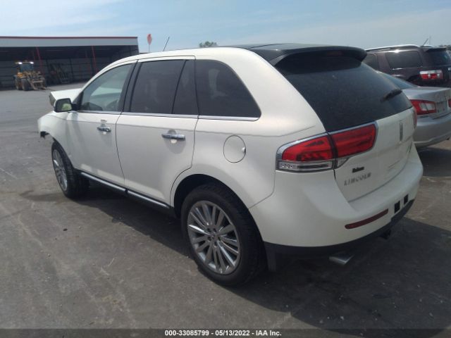 Photo 2 VIN: 2LMDJ8JK2CBL09551 - LINCOLN MKX 