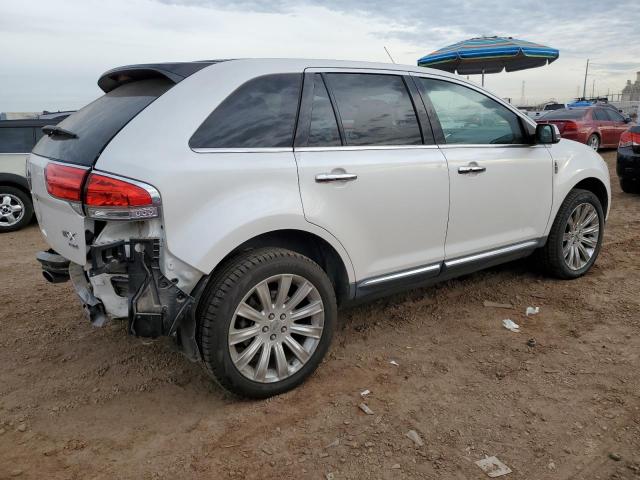 Photo 2 VIN: 2LMDJ8JK2CBL18573 - LINCOLN MKX 