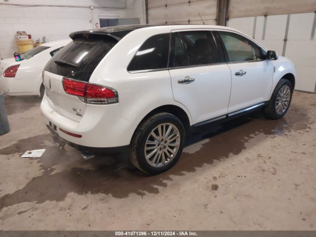 Photo 3 VIN: 2LMDJ8JK2FBL23583 - LINCOLN MKX 