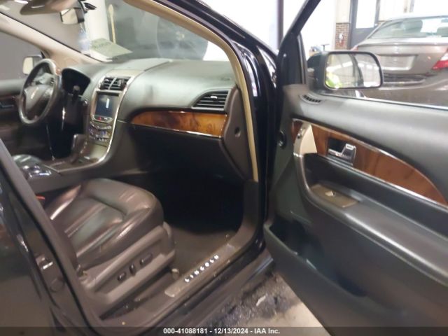 Photo 4 VIN: 2LMDJ8JK2FBL34681 - LINCOLN MKX 