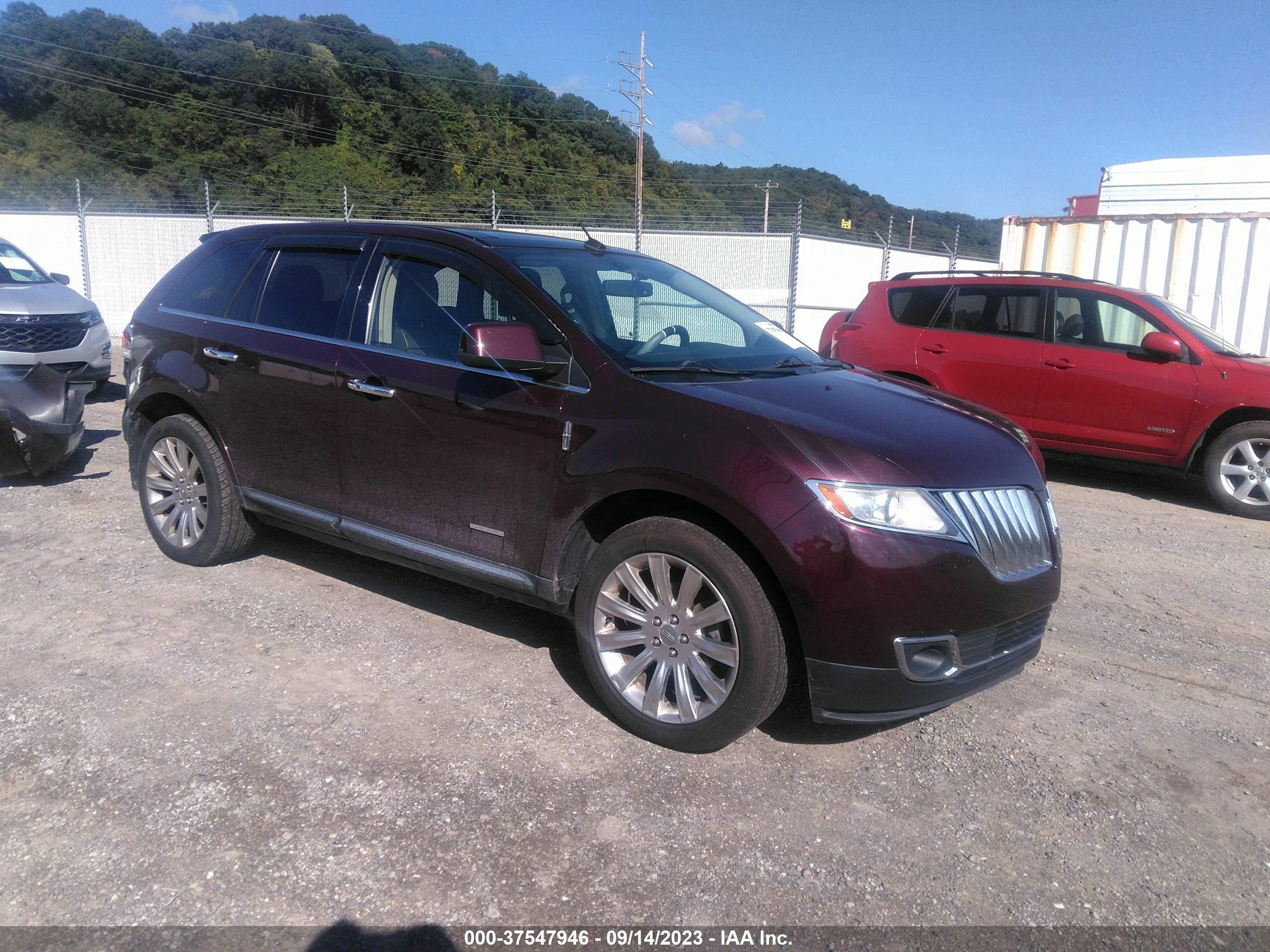 Photo 0 VIN: 2LMDJ8JK3BBJ11706 - LINCOLN MKX 