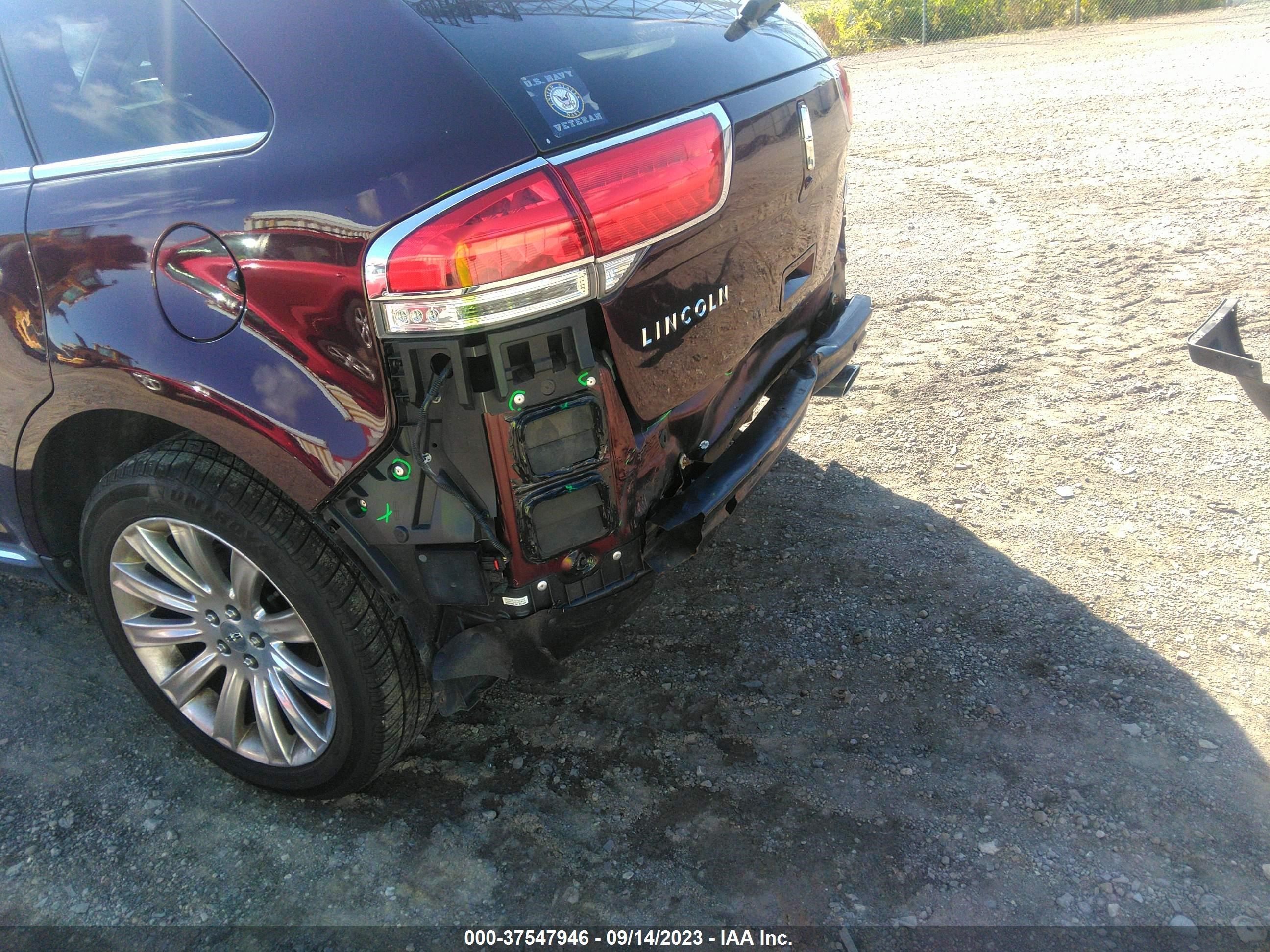 Photo 5 VIN: 2LMDJ8JK3BBJ11706 - LINCOLN MKX 